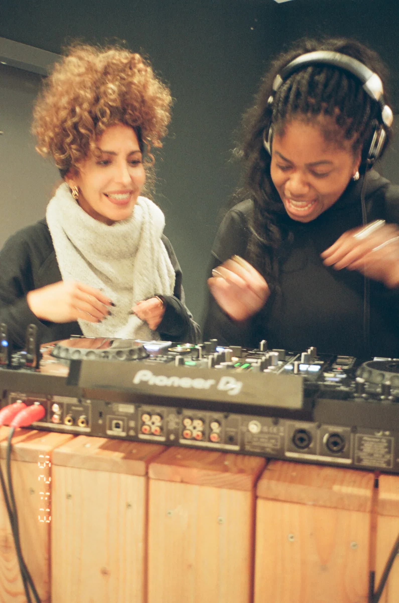 FLINTA DJ Workshop: 4