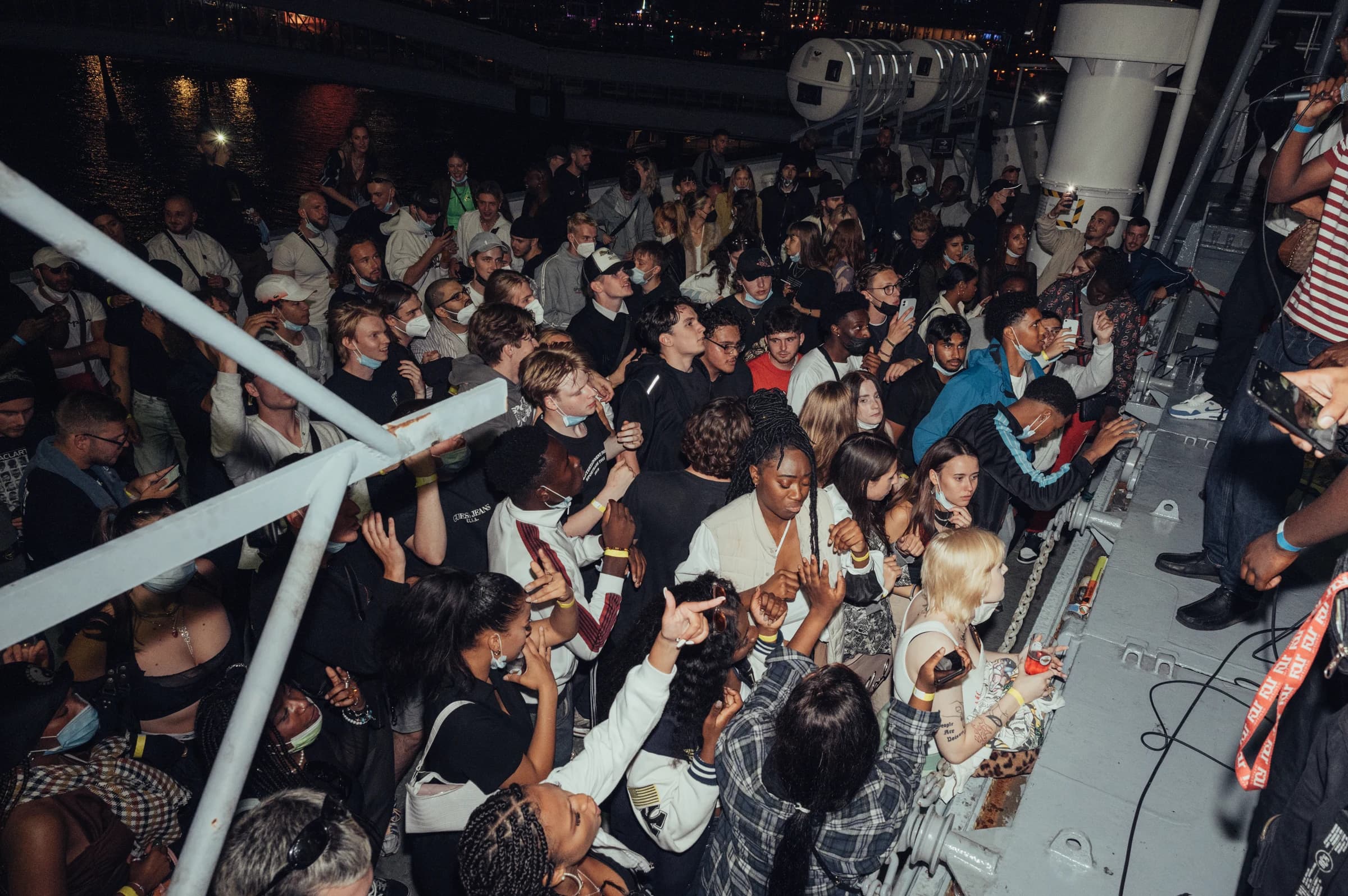 Soundboks Basstag: 4
